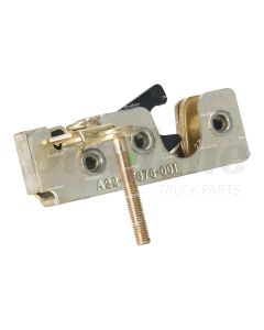 Freightliner Cascadia P3/P4 Baggage Left Hand Door Latch | A22-77878-001
