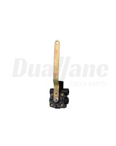 Freightliner Mechanical Load Sensing Hight Control Leveling Valve | 16-14318-004