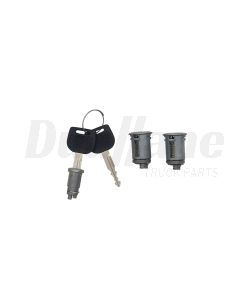 Freightliner P2/24U Lockset - 2 Keys, Random | W22-00056-000